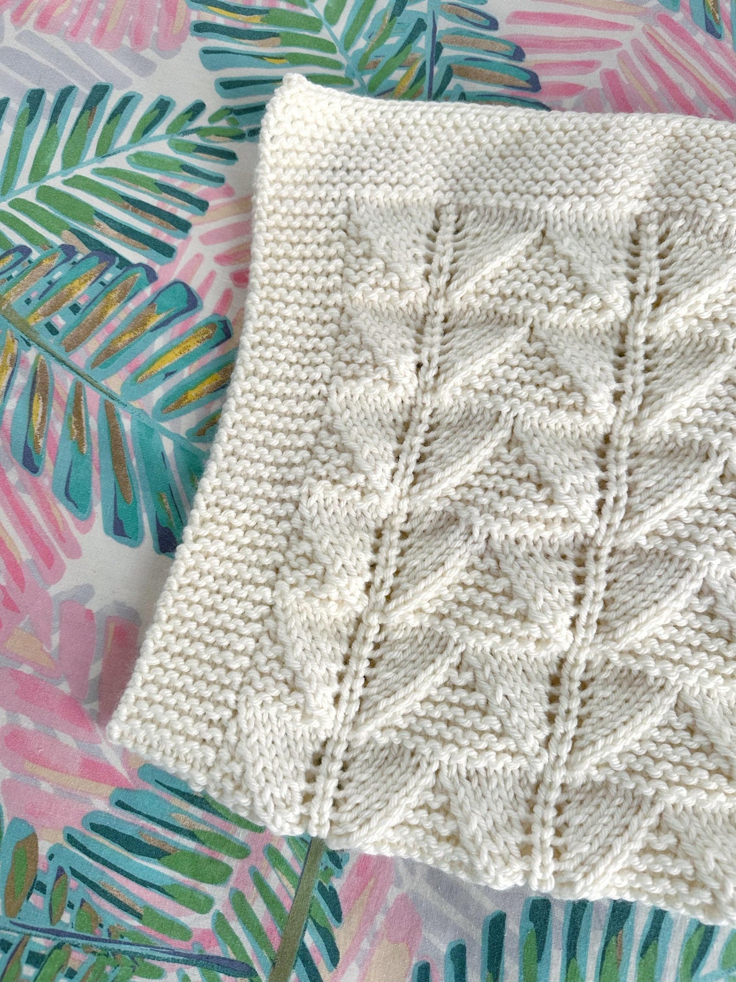 arrow baby blanket knitting pattern soft white color