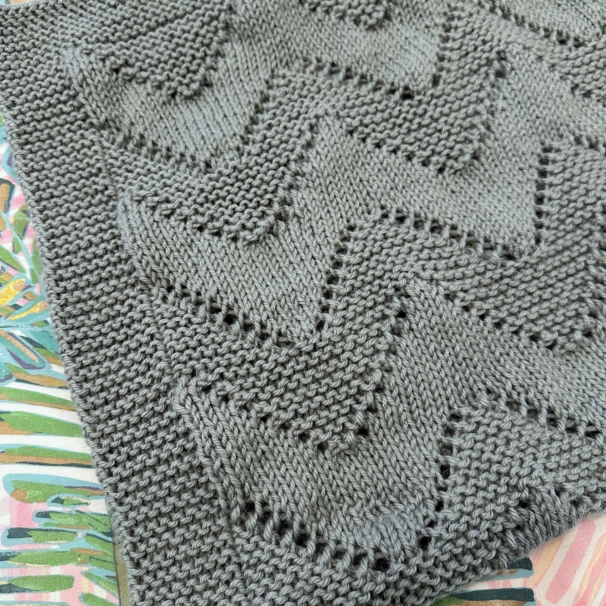 diamond baby blanket knitting pattern textured knit design