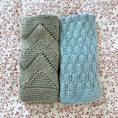 diamond and beehive baby blanket knitting pattern bundle folded blankets