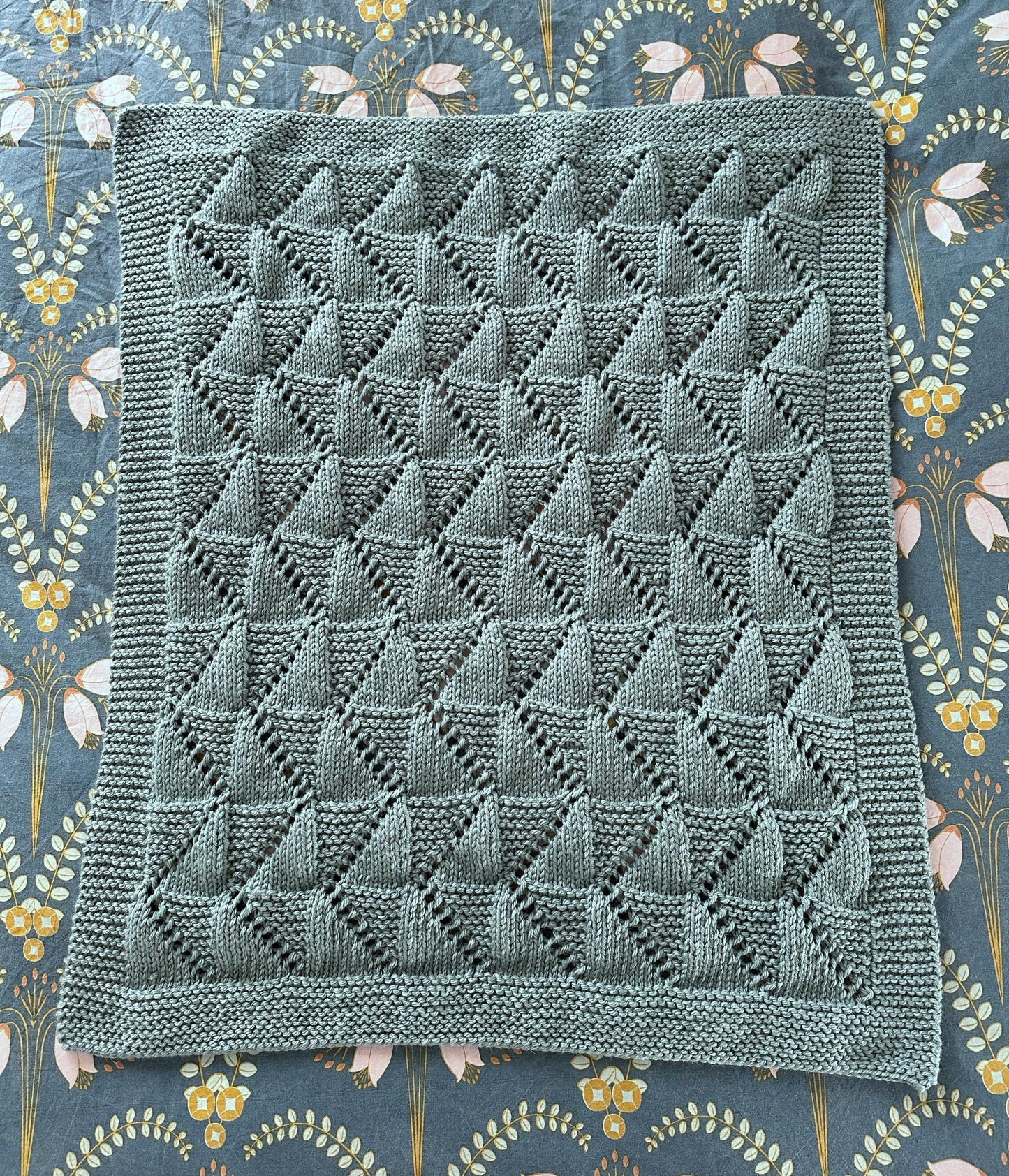 zig zag baby blanket knitting pattern full blanket view